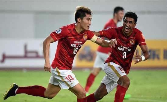 养足球年轻 养足球年轻