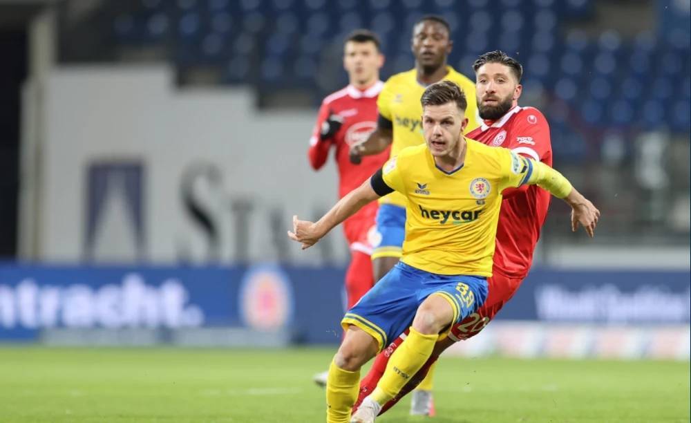 坚韧不拔和 坚韧不拔和