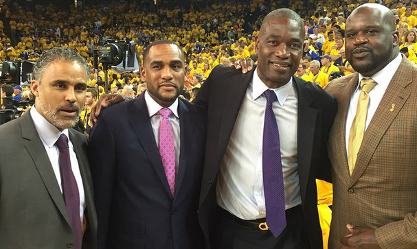 赛场上绽放 赛场上绽放