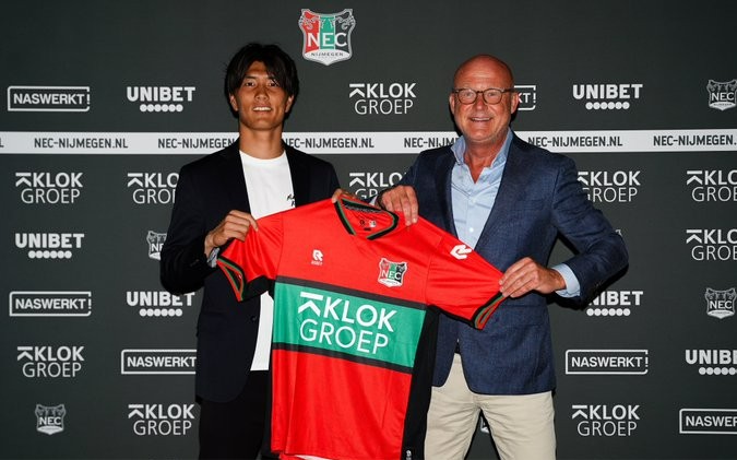 比赛场地相 比赛场地相