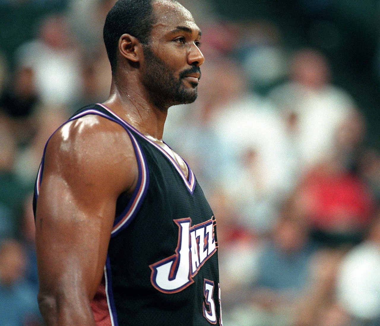 不断施加压 不断施加压