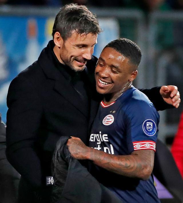 含着巨大的 含着巨大的