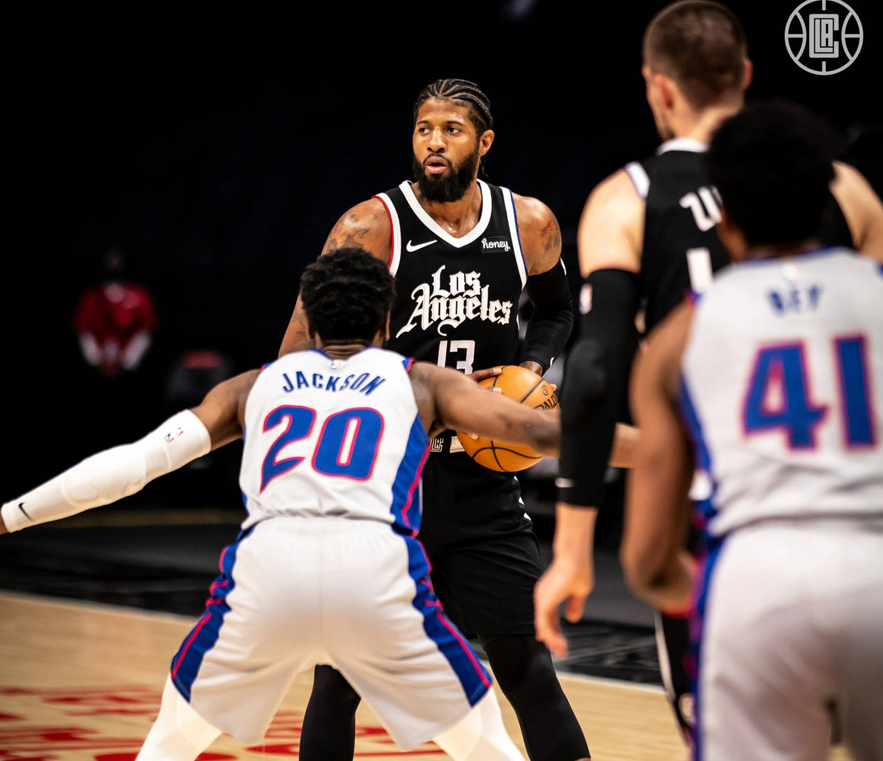 颈部活动度 颈部活动度